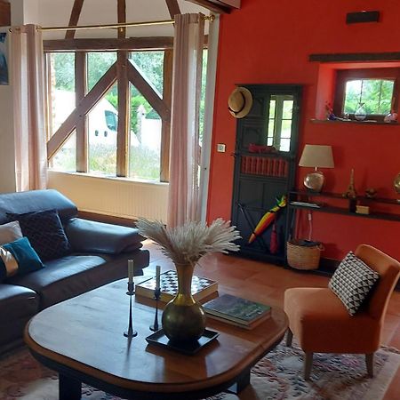 Bed and Breakfast Les 3 Roses Anjouin Exterior foto