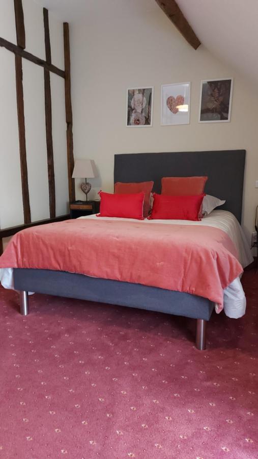 Bed and Breakfast Les 3 Roses Anjouin Exterior foto